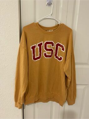 USC Logo Crew Sweatshirt in Mustard